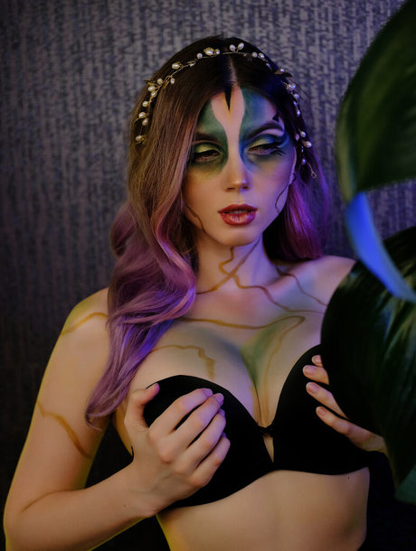 female onlyfans beautiful nude photo