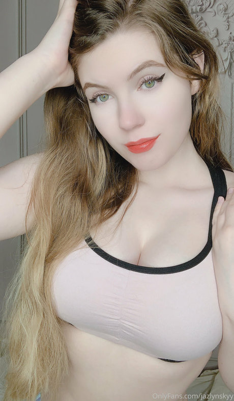 Jazlyn Skyy pornstar erotic photos