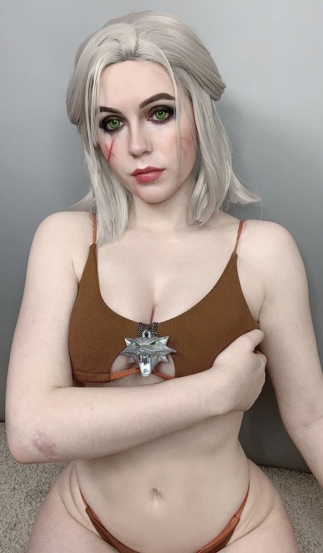 Jazlyn Skyy model sexy photo