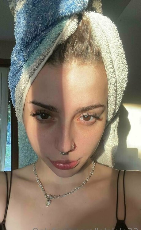 lolalala23 Profile pic