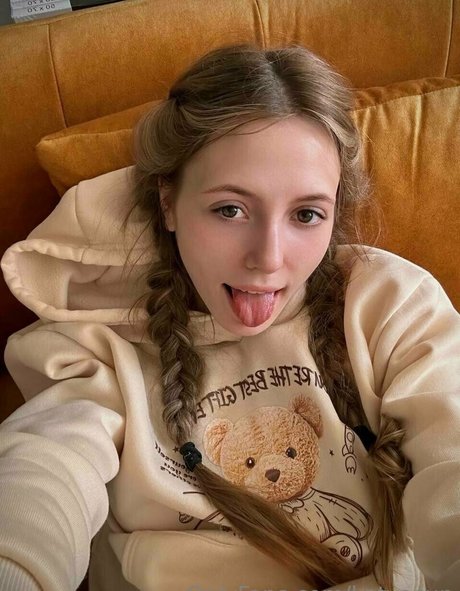 katyasun model naked images