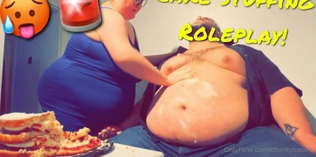 chunkybabee naked star img