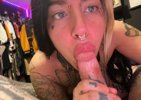 withlove tori model exclusive image