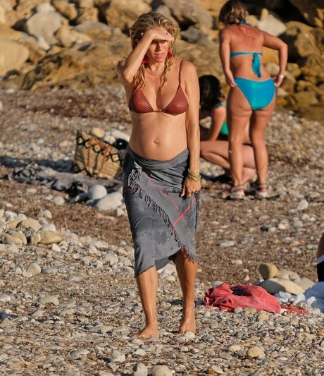 eyes onlyfans pretty pics