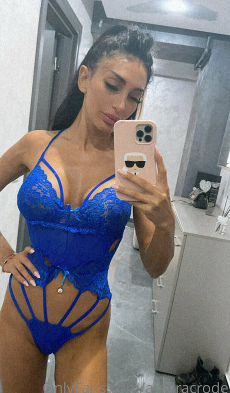 amaracrode xxx actress photos