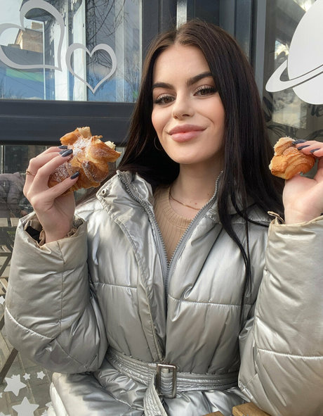 nika dream hot model galleries