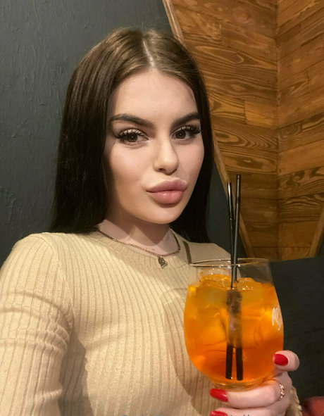 nika dream pornstar erotic pics