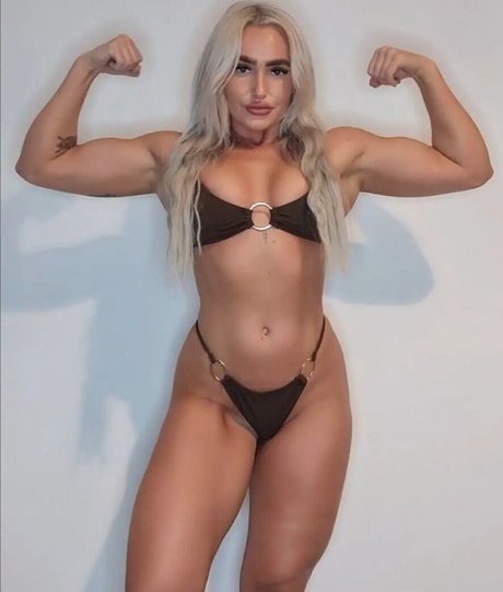 SophieAustin97 model adult pics