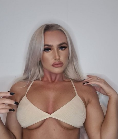 SophieAustin97 pornstar best photos