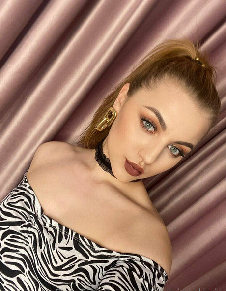 eyes onlyfans free pictures