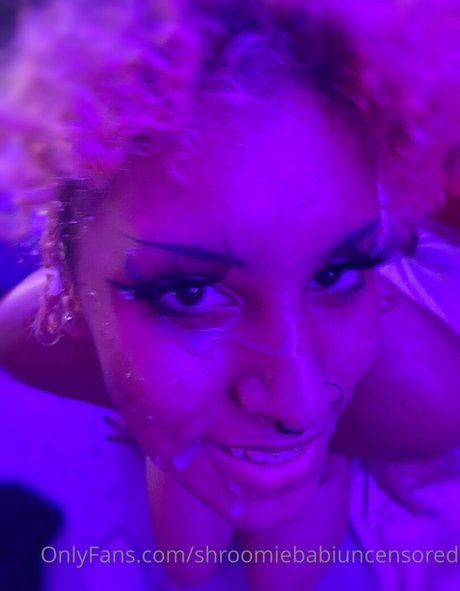 shroomiebabiuncensored erotic star photos