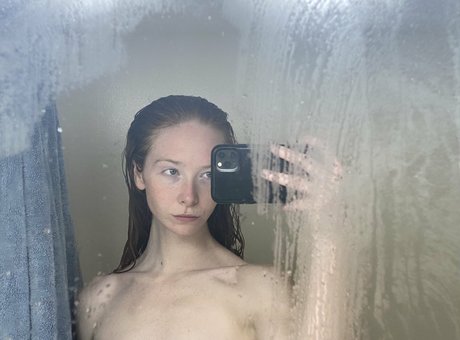 Shook Shan model beautiful pics