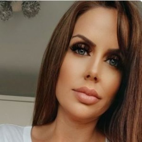 Solesister8 pornstar exclusive image