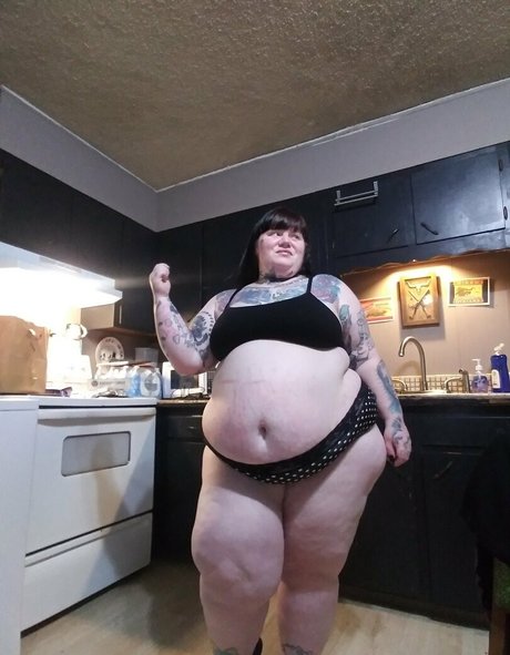 luxurynoir pretty model gallery