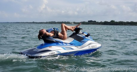 woodsman wife beautiful model image