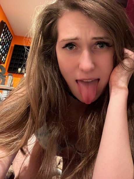 Moongirlbabyy sexy star img