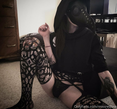 MissRedline perfect model photos