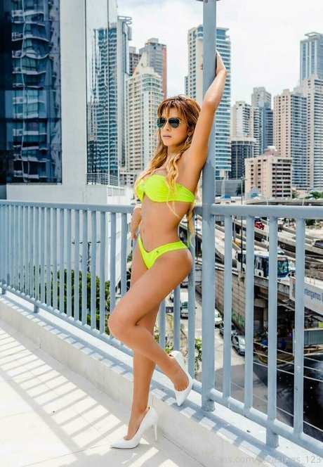 pleasures 123 sexy pornstar gallery