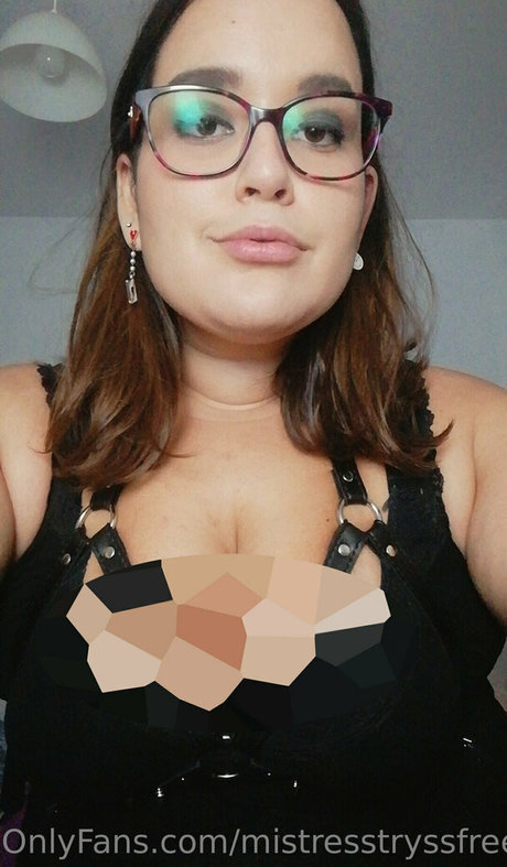 mistresstryss nude model gallery