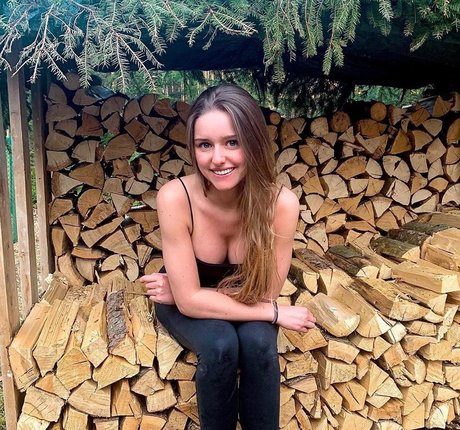 melaniehfl porn actress archive