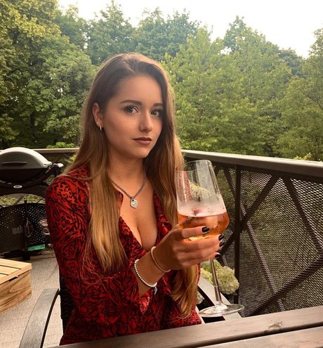 melaniehfl model beautiful pic