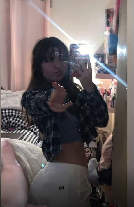 buniibandit pretty pornstar pics