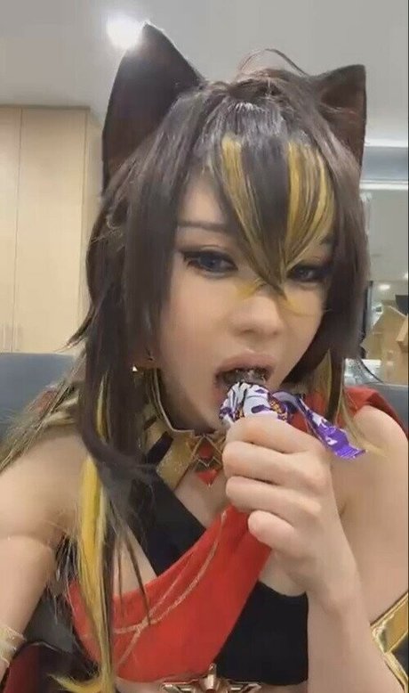 Song Ju A porn model archive