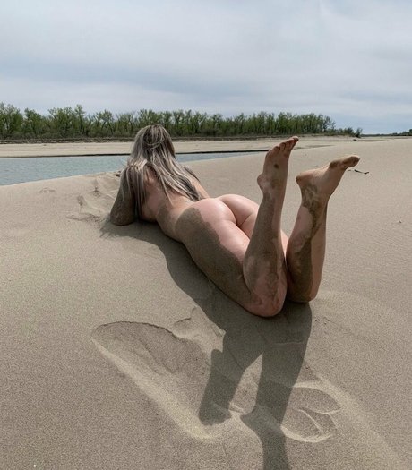 Kylie J Beech high quality model pics