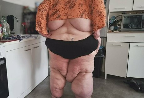 doughbellygirl star hot img