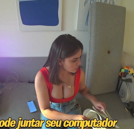 Sunaika Bruna nude pornstar pics