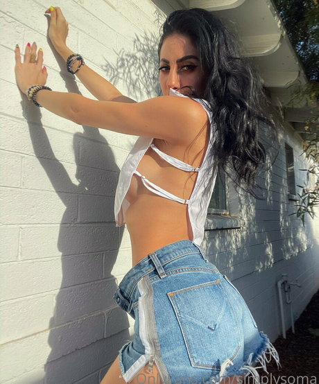 Simplysoma model nudes images