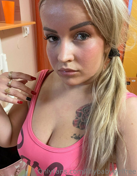 lillyoceanfree nude pornstar gallery