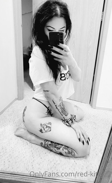 red kitty22 top model gallery