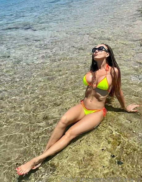 brittany y erotic model images