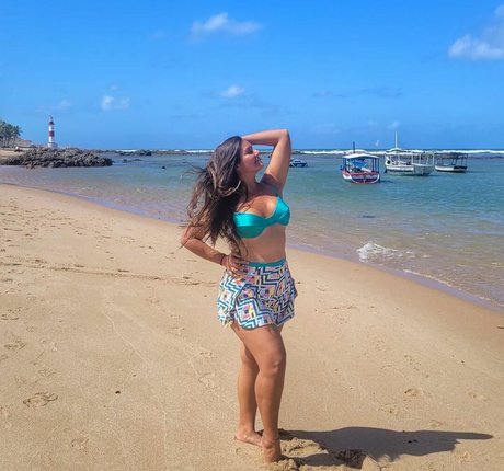 Thais Nakaguma xxx actress pictures