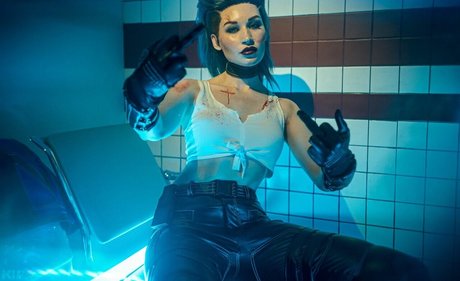 Kristy Che nude actress archive