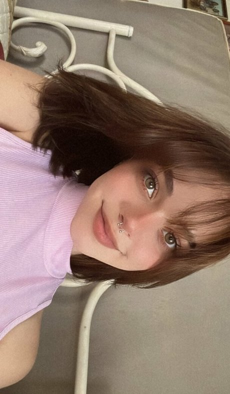 fifirifiss model pretty photo