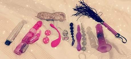 lottielushloves exclusive actress image