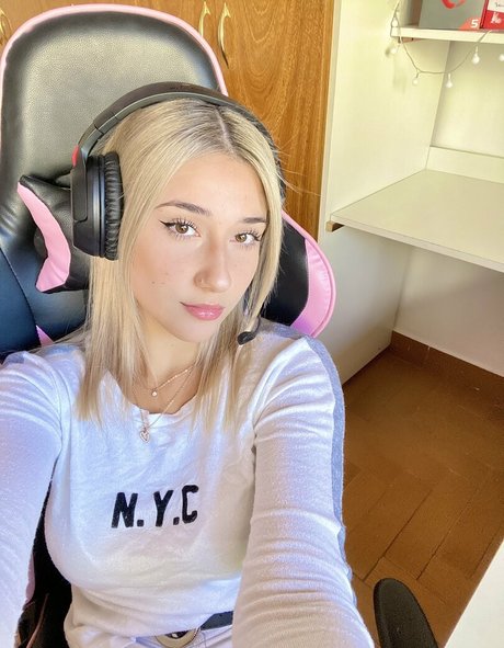 son onlyfans free nude gallery