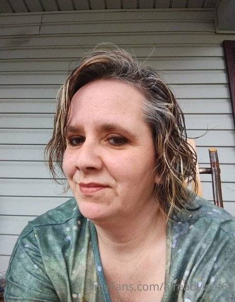 alreadywet69 pornstar naked picture