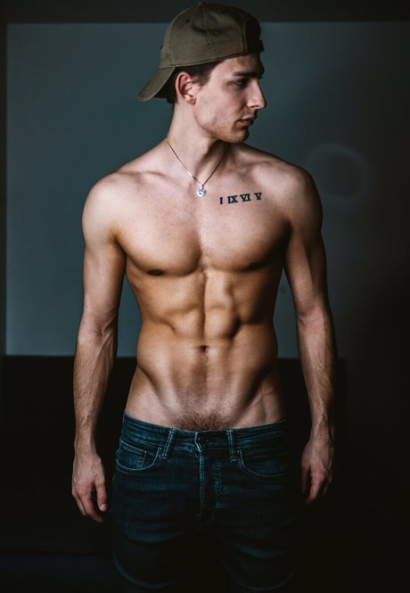 riding dildo onlyfans beautiful xxx img