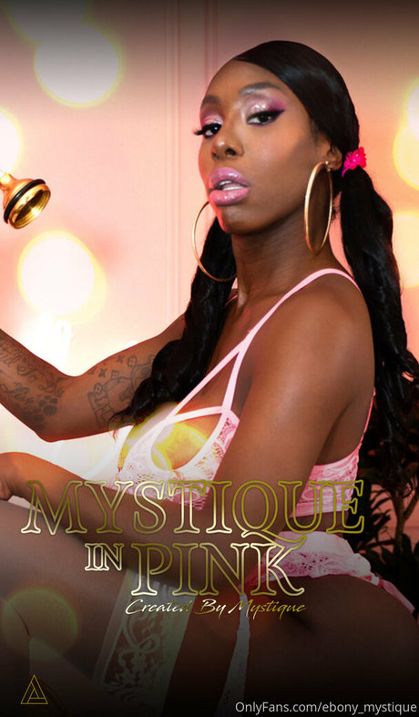 male onlyfans pornographic picture