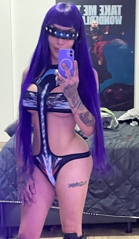 Sara Salazar nudes model photo