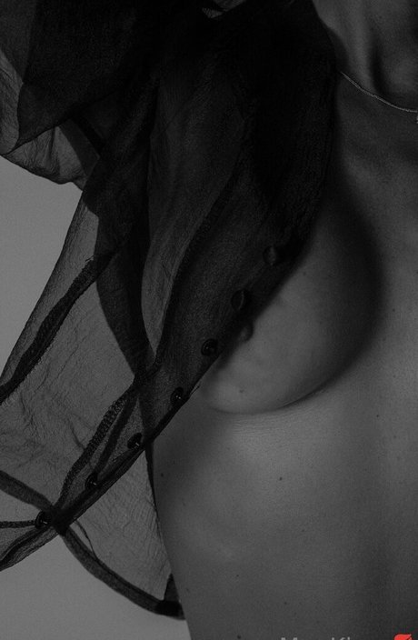 mrs kissvhs erotic pornstar photo