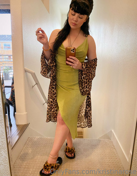 kristinarose sexy star img