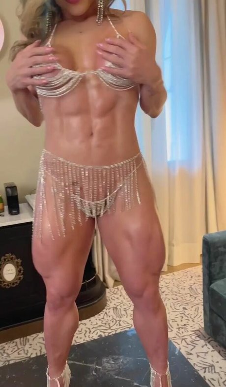 Izabelle Paula Profile pic