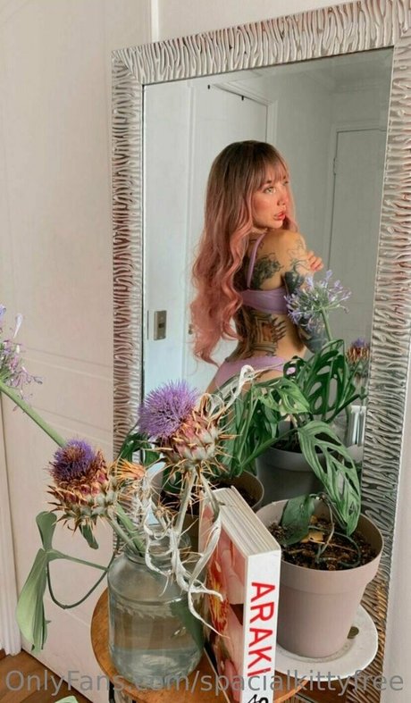 spacialkittyfree hot star img