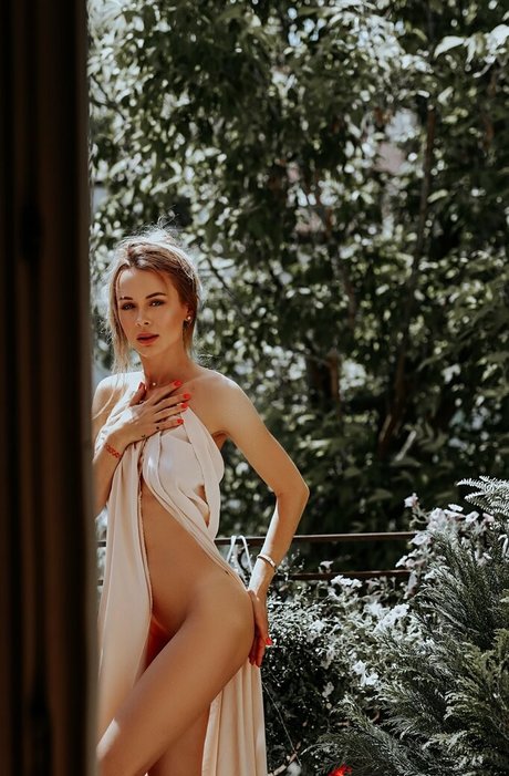 anna mommyx sexy model photos