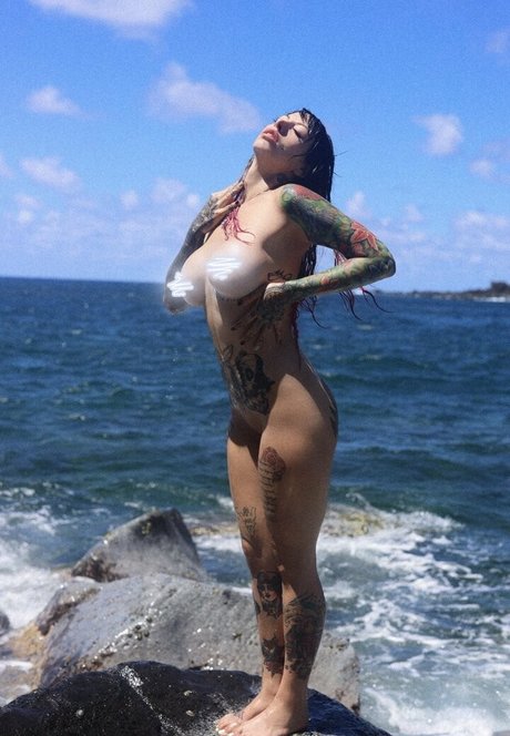 theonlinegirlfriend model adult image