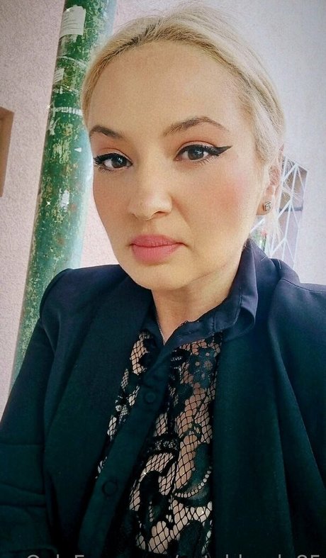 cuteblonde85 art pornstar pics